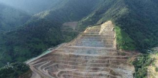 中國目前是世界唯一具有完整稀土產業鏈的國家。圖為四川稀土礦礦山。圖/取自中新社