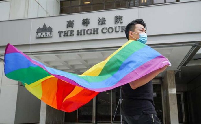 本身是「彩虹行動」成員的岑子杰，為同性婚姻平權提司法覆核，奮戰至今。圖／取自岑子杰臉書