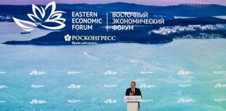 俄羅斯總統普丁在東方經濟論壇提到，不會與中國建立「軍事聯盟」。圖／取自新華社