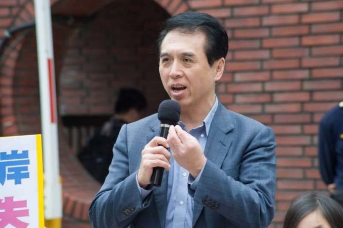 陳學聖在臉書以「郭董的政治如戲」為題，評論郭台銘的副手話題。圖／取自陳學聖臉書
