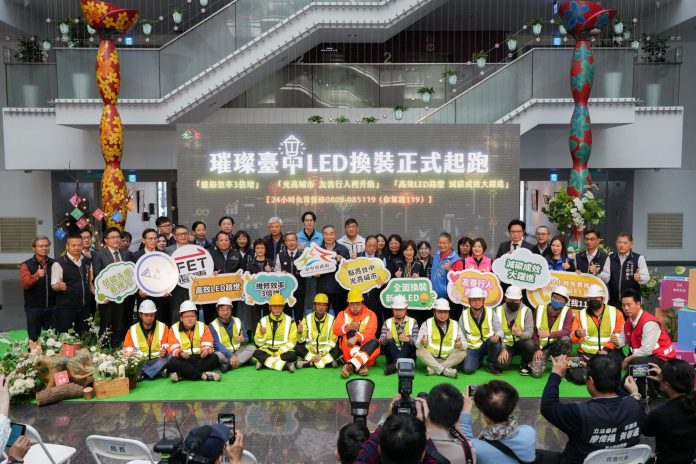 中市led節能路燈換裝啟動！　黃副市長：引領永續淨零新標竿