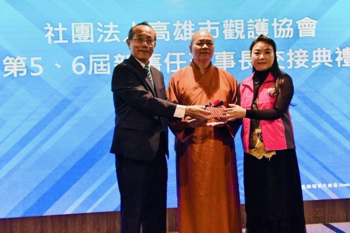 高雄市觀護協會第六屆理事長交接典禮-高雄少年法庭庭長親臨演講-籲用輔導與協助守護迷途少年