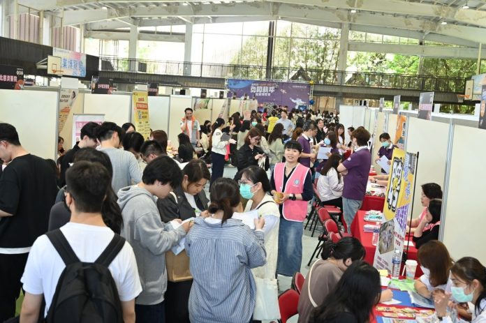 竹市校園徵才第3場元培醫大接棒！69家企業釋逾2,300職缺-共創求才就業雙贏