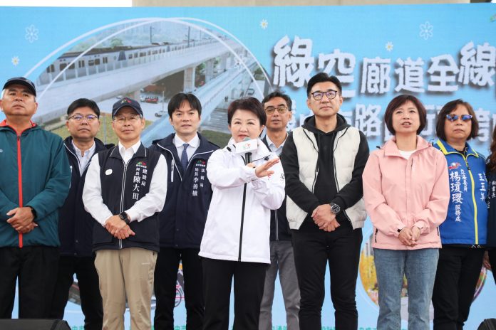 「綠空廊道」全線通車！潭子74號橋下自行車跨橋工程完工　盧市長讚：全市最長自行車道
