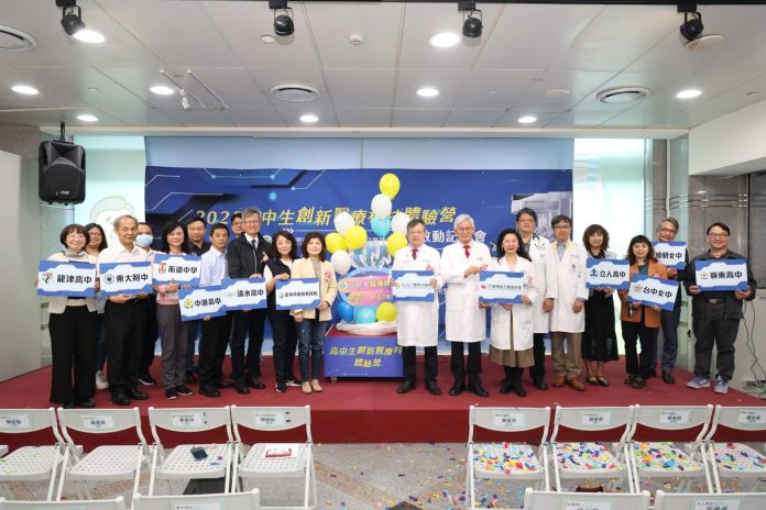 提供台中市高中學子多元學習機會！　童綜合醫院辦理「2025高中生創新醫療科技體驗營」
