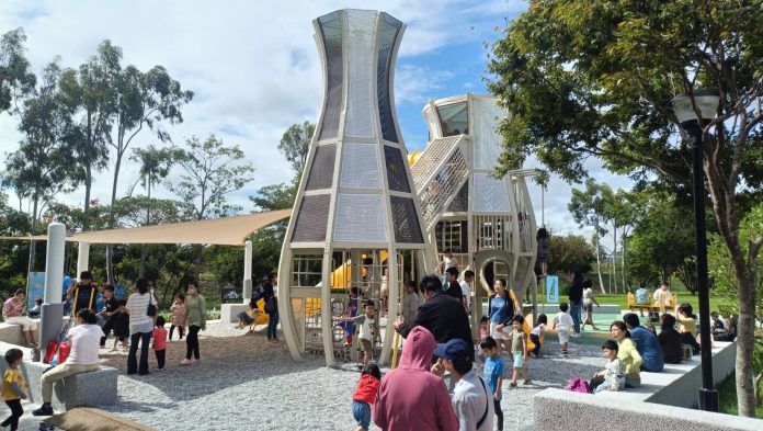 台中親子出遊新去處! 后里環保公園「孩籽世界遊戲場」攀爬、彈跳、交通學習一次滿足 台中親子出遊新去處! 后里環保公園「孩籽世界遊戲場」攀爬、彈跳、交通學習一次滿足