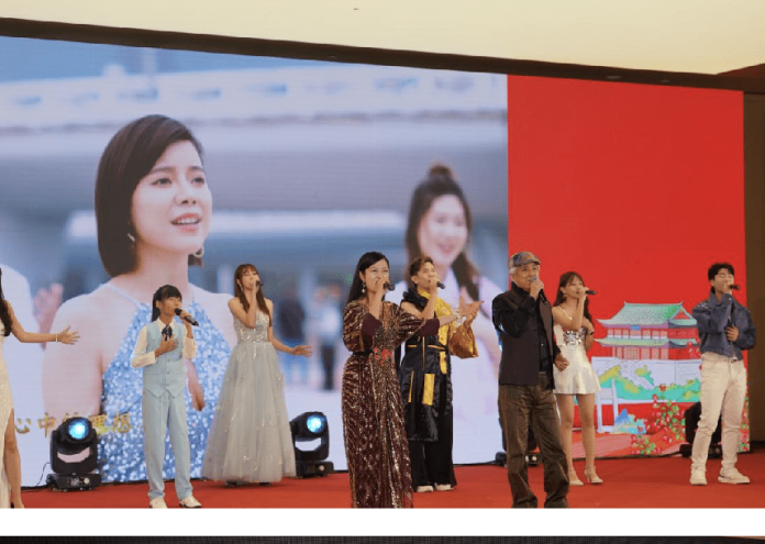 兩岸共話孝親敬老-閩台交流深化民生融合-陳飛獻唱《九月初九》