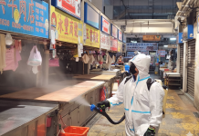 強化防疫拚開業! 中市府督導市場豬肉攤特別清消 全力備戰復業安全 強化防疫拚開業! 中市府督導市場豬肉攤特別清消-全力備戰復業安全