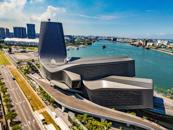 台灣之光 「高雄港旅運中心」榮獲雙獎肯定 台灣之光 「高雄港旅運中心」榮獲雙獎肯定