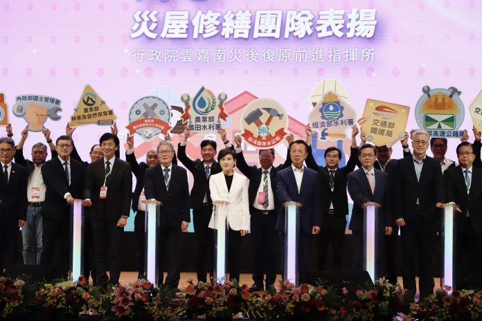 嘉義風災復原 翁章梁謝企業、中央伸援 嘉義風災復原 翁章梁謝企業、中央伸援