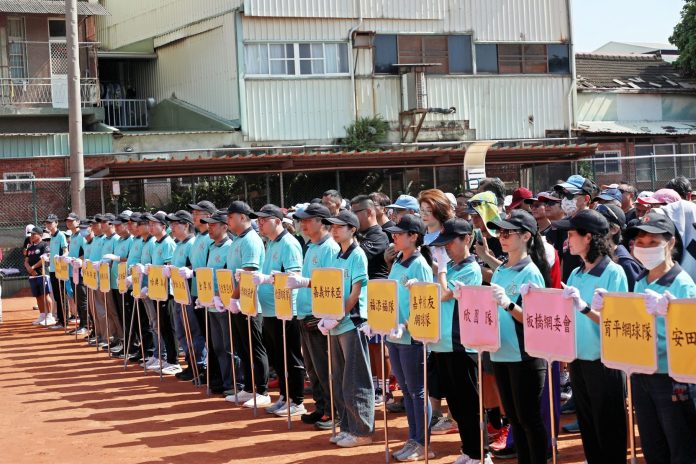 諸羅「世澤盃」全國壯年網球賽嘉義開打 黃敏惠為500選手加油 諸羅「世澤盃」全國壯年網球賽嘉義開打 黃敏惠為500選手加油