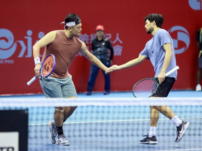 擲筊決定發球權!華國三太子網球挑戰賽 文化融合展新意 擲筊決定發球權!華國三太子網球挑戰賽 文化融合展新意