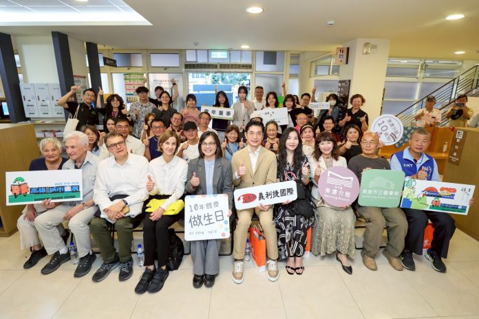 高市圖凝聚公私協力 企業共伴美濃閱讀 文化扎根 高市圖凝聚公私協力 企業共伴美濃閱讀 文化扎根