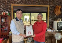 高雄阿蓮天聖宮扶助弱勢學子 捐贈榮民遺孤認養金 高雄阿蓮天聖宮扶助弱勢學子 捐贈榮民遺孤認養金