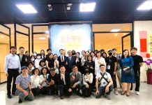 藝術再聚首、創作不止步——《藝起屏聚》系友美展亮眼登場 教育部長鄭英耀返校同慶 八大媒材匯聚屏大視藝所 藝術再聚首、創作不止步——《藝起屏聚》系友美展亮眼登場-教育部長鄭英耀返校同慶 八大媒材匯聚屏大視藝所