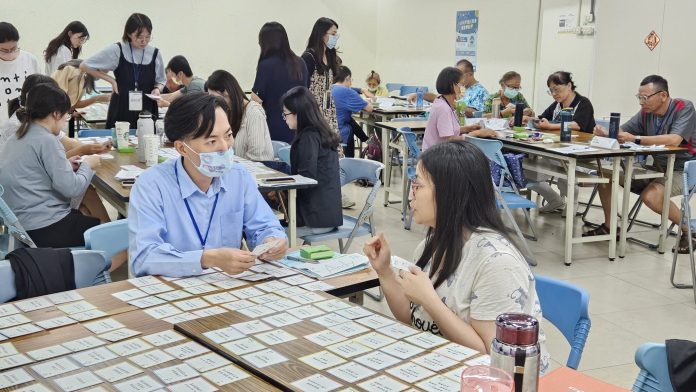 勞動部南分署職涯門診諮詢服務-助民眾找到職涯定錨點