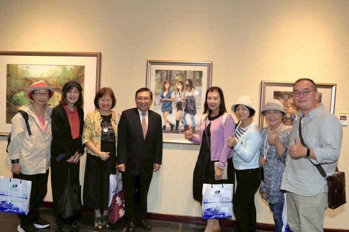 醫藝双頂的郭宗正水彩創作展　南市文化中心展至11/30