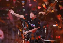 周華健續航登陸高雄港 睽違四年讓萬名歌迷嗨到集體「暈船」 周華健續航登陸高雄港-睽違四年讓萬名歌迷嗨到集體「暈船」