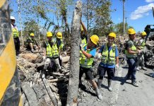 乾泰豐營造用行動守護城市韌性 基隆市頒匾感謝災後復原功勞 乾泰豐營造用行動守護城市韌性 基隆市頒匾感謝災後復原功勞