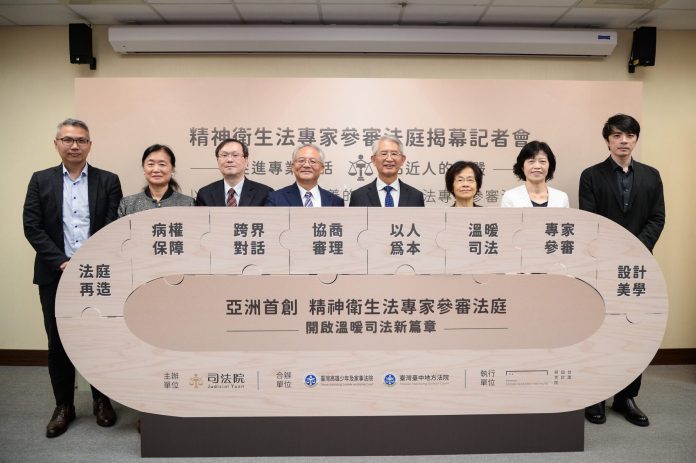 一年-160-件強制住院案　高雄啟用「精神衛生專家」參審法庭-司法從「高臺」走下，聽見病人的聲音