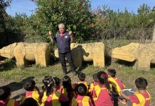 埔里鎮的「鎮水神獸」在牛眠 12/4敲鑼舞獅進校園 埔里鎮的「鎮水神獸」在牛眠 12/4敲鑼舞獅進校園
