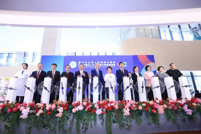 中市首座市立醫院開幕! 盧市長:「看見市民需求」打造台中幸福城市新里程碑 中市首座市立醫院開幕! 盧市長:「看見市民需求」打造台中幸福城市新里程碑