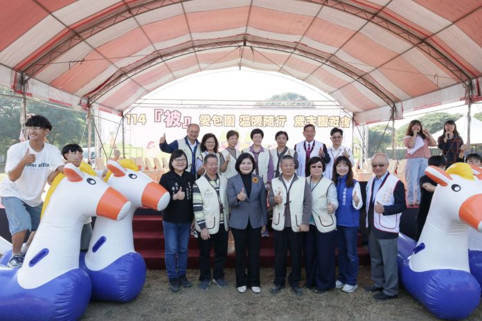 雲林家扶歲末園遊會登場 企業與社區愛心齊聚送暖 雲林家扶歲末園遊會登場 企業與社區愛心齊聚送暖