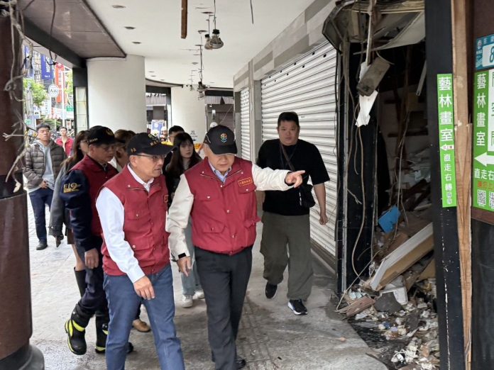 新北板橋區餐廳 今凌晨發生氣爆 5路人受輕傷送醫無大礙 事故原因待查 新北板橋區餐廳 今凌晨發生氣爆 5路人受輕傷送醫無大礙 事故原因待查