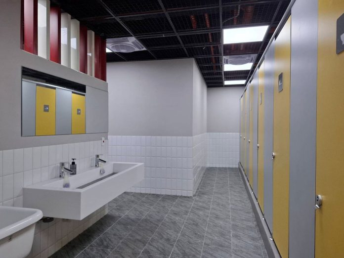 打造校園優質如廁環境　中市投入近7億元補助182校改善老舊廁所