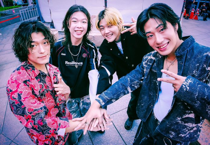 帕拉斯-pallas-被欽點出演五月天-周杰倫-f3-三強聯手神級-mv-飾演少年五月天 帕拉斯-pallas-被欽點出演五月天-周杰倫-f3-三強聯手神級-mv-飾演少年五月天