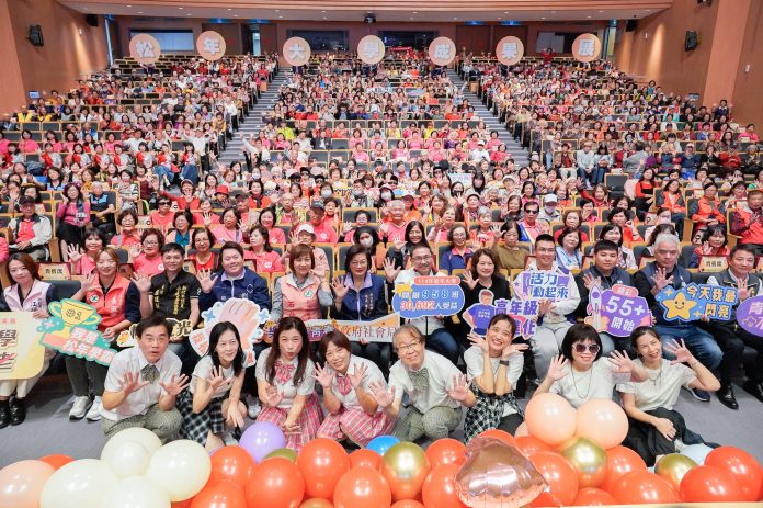 銀髮活力爆棚　新北松年大學動態成果展秀才藝　侯友宜鼓勵多動多健康
