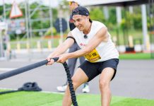 王少偉49歲逆天身材看不出歲月痕跡 呂植宇與加藤琉士吸引約200名女粉絲到場應援 王少偉49歲逆天身材看不出歲月痕跡-呂植宇與加藤琉士吸引約200名女粉絲到場應援