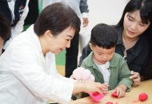 台中親子館5倍增!東勢親子館今開館 盧秀燕:繼續推動區區親子館 台中親子館5倍增!東勢親子館今開館 盧秀燕:繼續推動區區親子館