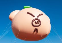 第18屆高雄 OPEN 大氣球遊行 JISOO 的 SHUMON 及告五人的告五豬首次登場 第18屆高雄-open-大氣球遊行-jisoo-的-shumon-及告五人的告五豬首次登場