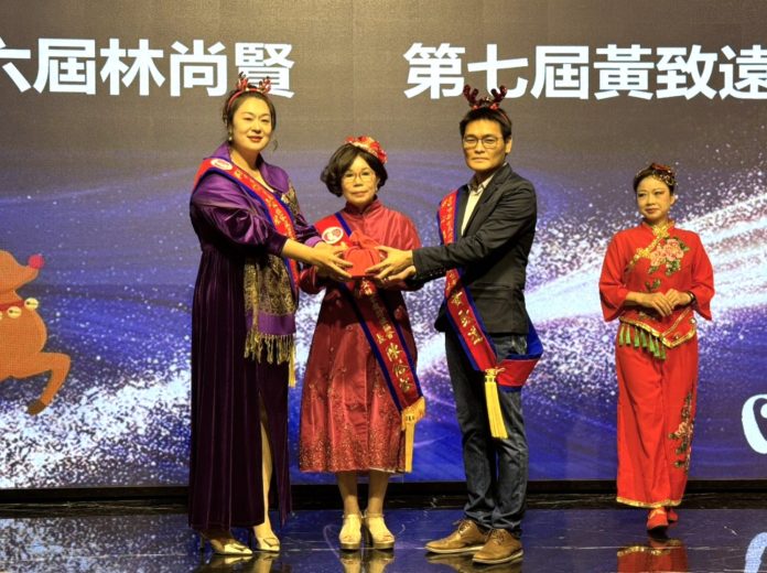 台中新移民女性家庭關懷協會理事長交接 民政局長:攜手打造友「移」新城市 台中新移民女性家庭關懷協會理事長交接 民政局長:攜手打造友「移」新城市