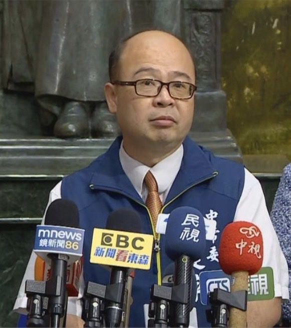 衛生局出包亮警訊!-藍營大咖,盤點高雄薪資、房價、壽命;三崩盤指標 衛生局出包亮警訊!-藍營大咖,盤點高雄薪資、房價、壽命;三崩盤指標