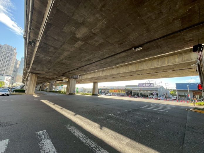 用路人注意！　西屯區環中路12/24起分段夜間燙平　台74線閘道同步交通管制