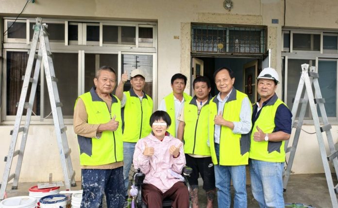 愛心修繕助弱勢　中市勞工局攜手工會志工打造安全宜居宅