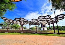 大甲鐵砧山再添Chill魅力 彩色項鍊串起海線觀光新風貌 大甲鐵砧山再添chill魅力 彩色項鍊串起海線觀光新風貌