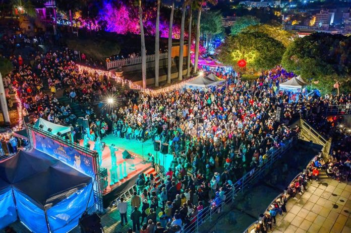 2026彰化月影燈季繽紛登場　八卦山風景區變裝成跳跳馬戲團　櫻桃小丸子陪伴大家歡樂迎接新年