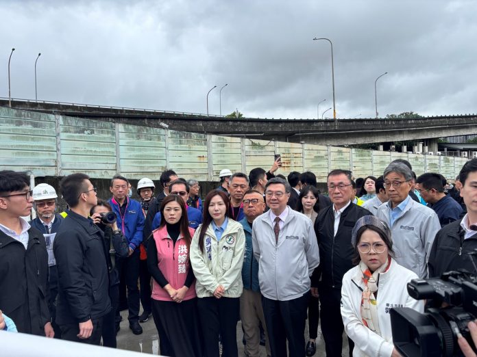 李四川陪同卓揆視察第一果菜市場　中央地方聯手補助冷鏈與拍賣系統建置