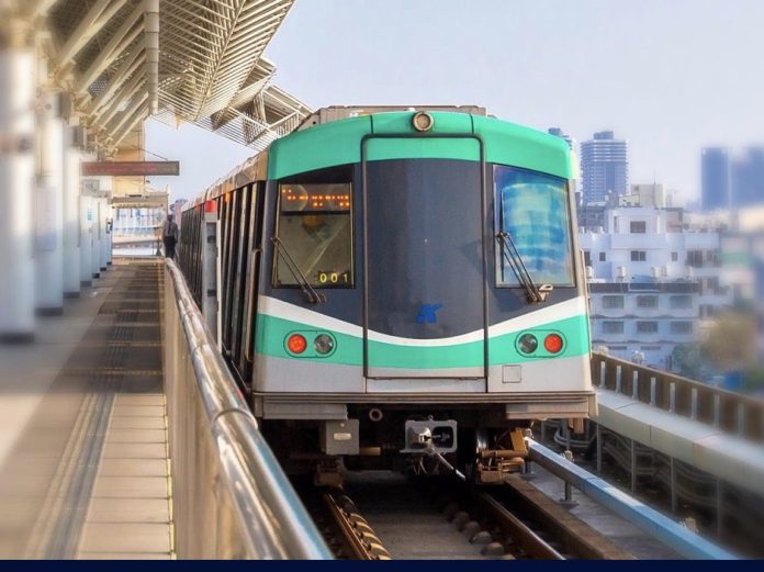 搭捷運迎新年 凱旋站設蜜柑站長臨時賣店 高捷加強演練延長營運迎跨年人 搭捷運迎新年 凱旋站設蜜柑站長臨時賣店 高捷加強演練延長營運迎跨年人