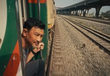 新加坡主持人林明倫挑戰孟加拉返鄉之旅 爬火車車頂體驗「一票難求」震撼現場 新加坡主持人林明倫挑戰孟加拉返鄉之旅-爬火車車頂體驗「一票難求」震撼現場