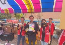 和美員警偕同義賣團體 宣導防詐騙 和美員警偕同義賣團體 宣導防詐騙