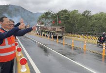 馬太鞍溪橋災後重建 搶修團隊日夜趲趕不到三月通車 馬太鞍溪橋災後重建 搶修團隊日夜趲趕不到三月通車