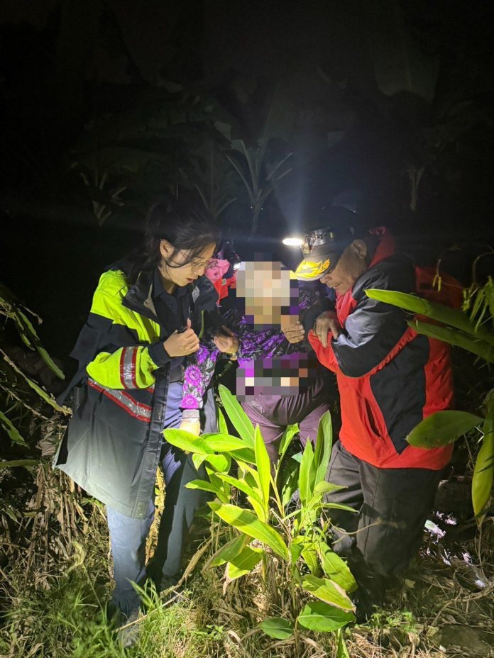 【中埔警聯合搜救大隊　及時搶救嘉義迷途失智老嫗】