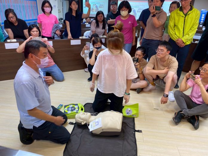 基隆市每小時2.3件救護案件　消防局呼籲學習cpr、禮讓救護車