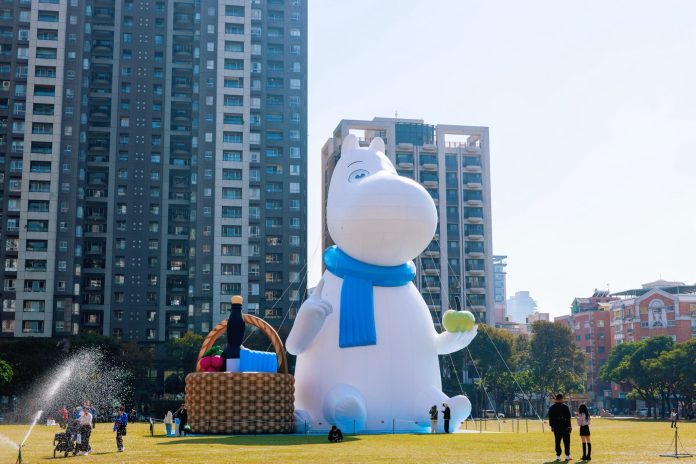 幸福蜜馬來台中？　全世界最大姆明(moomin)現身話題爆棚！