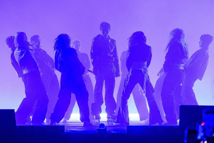 ozi-去年二度站上北流-釋出演唱會精華版給樂迷驚喜