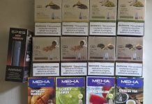 春節加強邊境管控 海巡基隆港科技聯防查獲違規電子煙 春節加強邊境管控-海巡基隆港科技聯防查獲違規電子煙